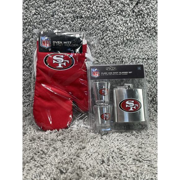 San Francisco 49ers Oven Mitt Pot Holder And Flask With Shot Glasses Bundle Set - Picture 1 of 9